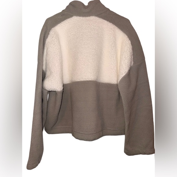 Columbia Fleece Jacket - Picture 2 of 6